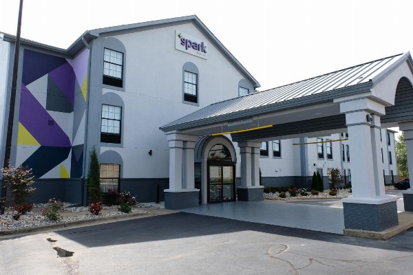 Spark by Hilton North Little Rock image 1